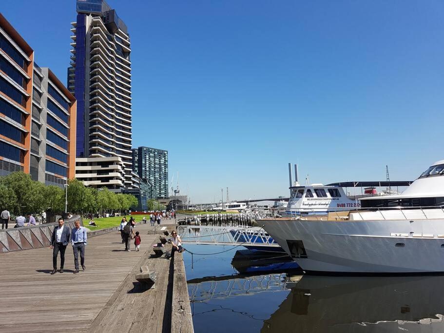 Melbourne Docklands Riverside Views Eksteriør bilde