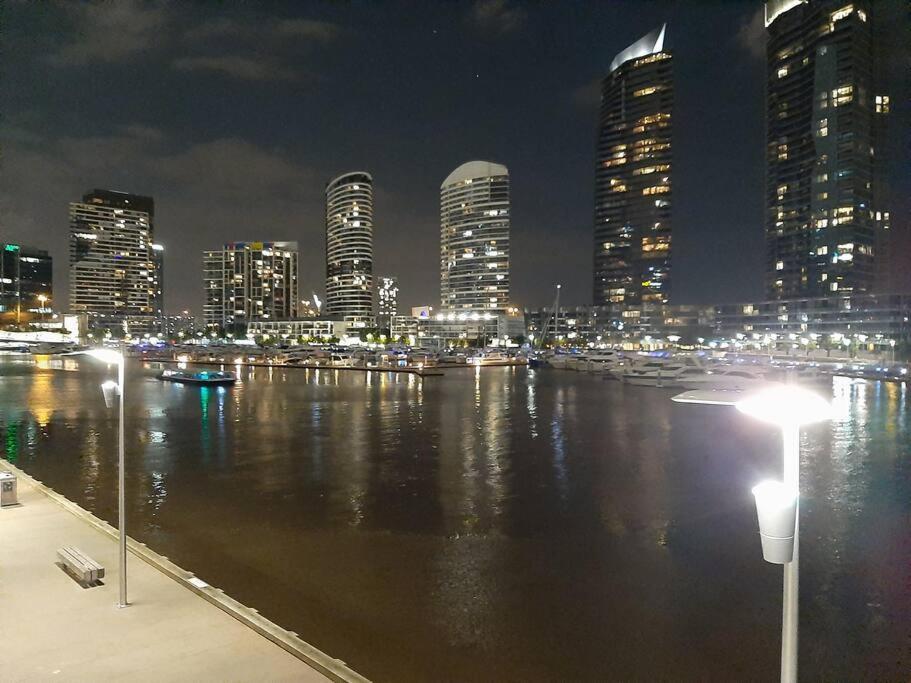 Melbourne Docklands Riverside Views Eksteriør bilde