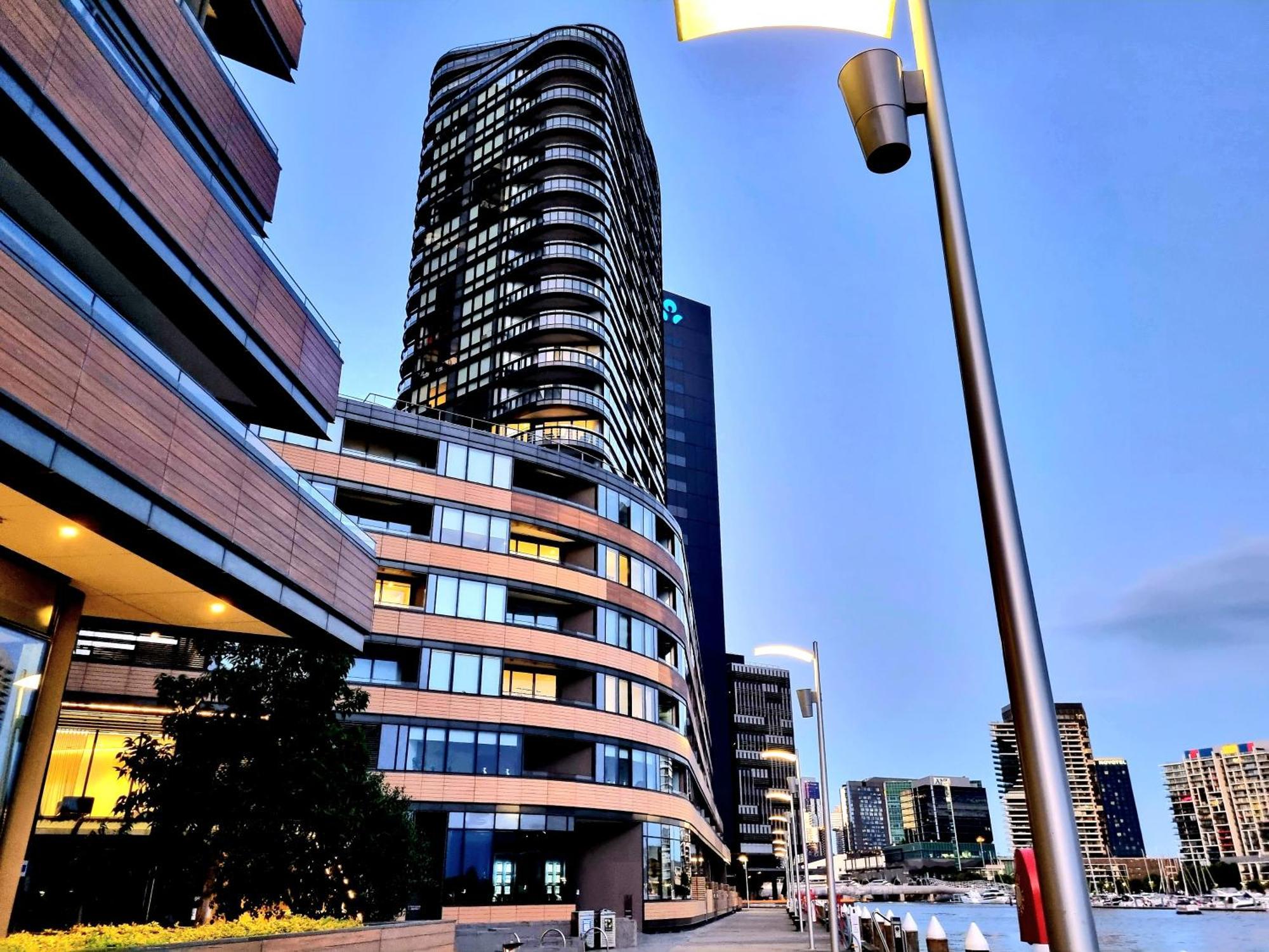 Melbourne Docklands Riverside Views Eksteriør bilde